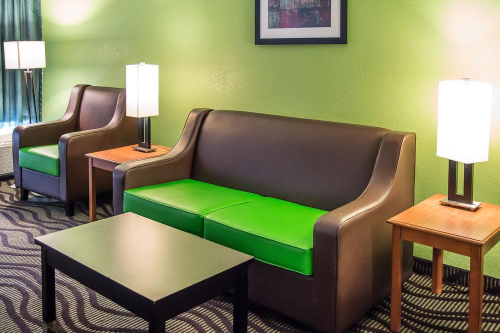 Quality Inn & Suites Hardeeville - Savannah North Extérieur photo