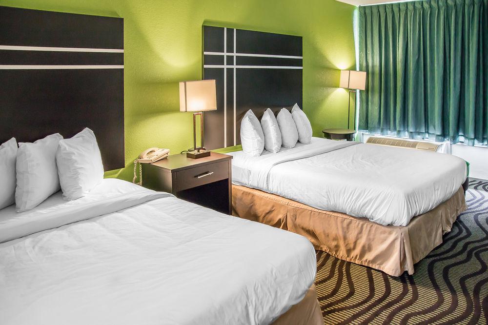 Quality Inn & Suites Hardeeville - Savannah North Extérieur photo