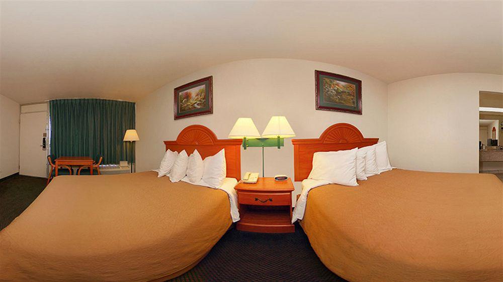 Quality Inn & Suites Hardeeville - Savannah North Extérieur photo