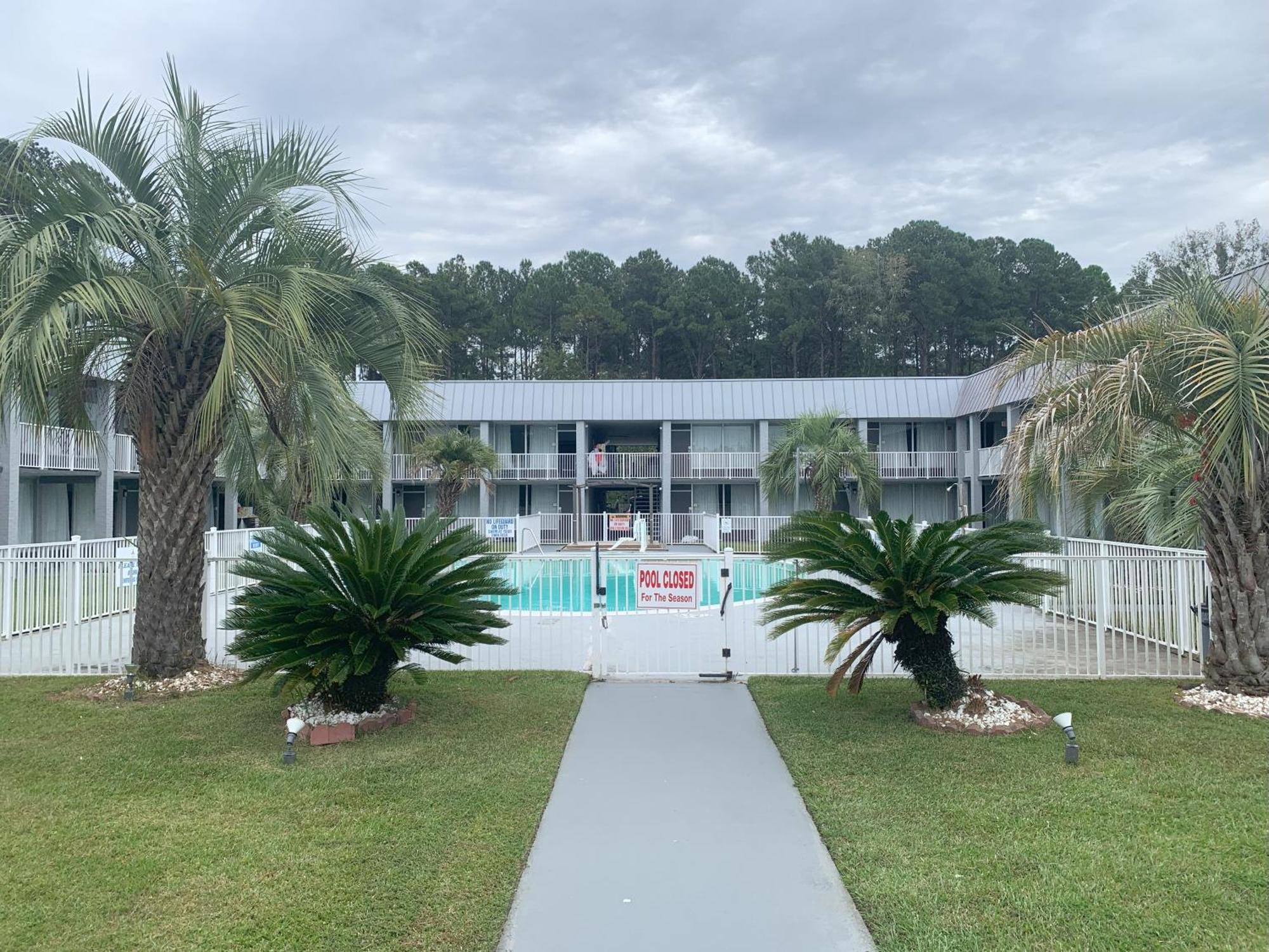 Quality Inn & Suites Hardeeville - Savannah North Extérieur photo