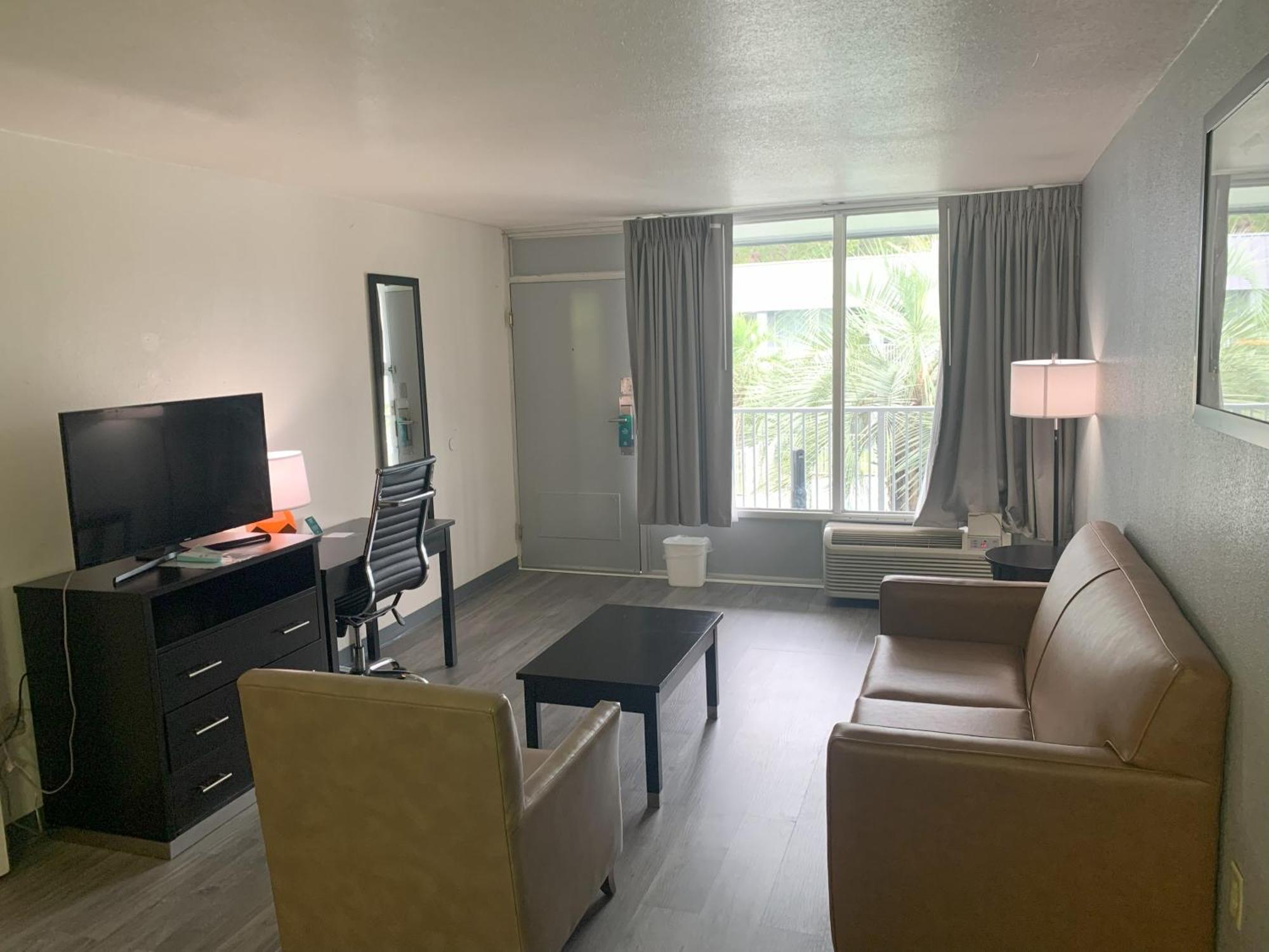 Quality Inn & Suites Hardeeville - Savannah North Extérieur photo